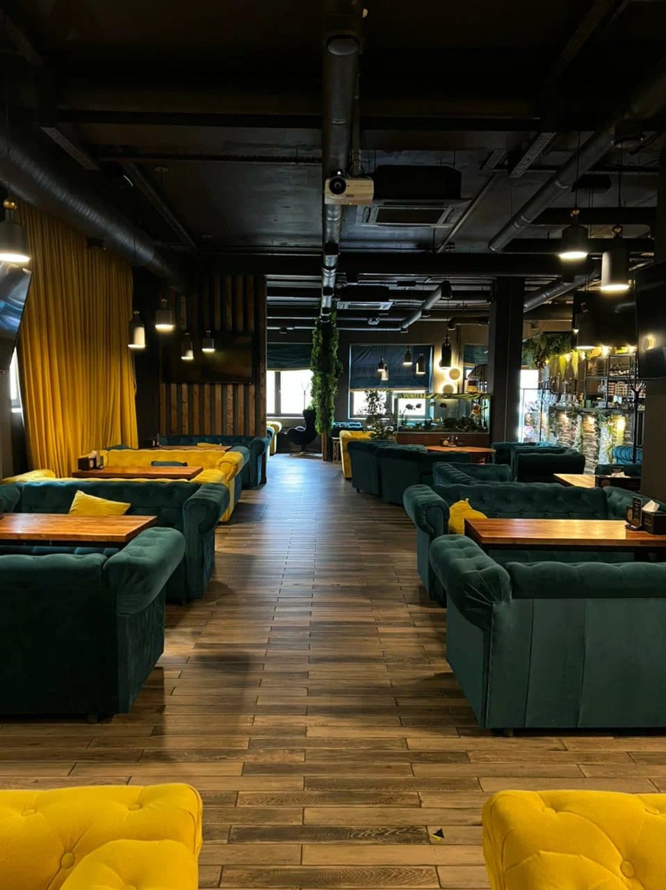 Основной зал